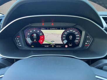 Audi Q3 35 TFSI — photo 9