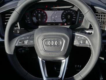 Audi A1 Sportback 40 TFSI — photo 9