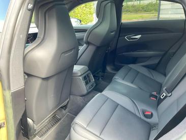 Audi E-tron GT Quattro E-tron Quattro — photo 28