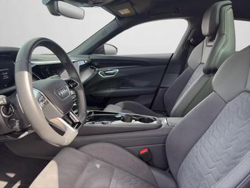 Audi E-tron GT Quattro E-tron Quattro — photo 12