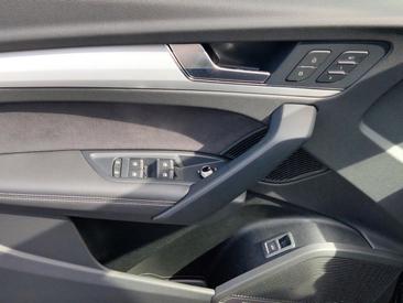 Audi SQ5 SUV TDI Tiptronic — photo 15