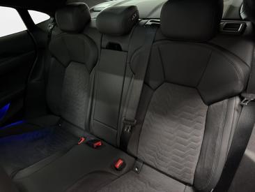 Audi E-tron GT Quattro E-tron Quattro — photo 18