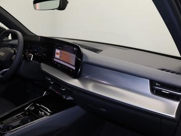 Audi Q3 35 TFSI — photo 9