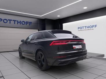 Audi Q8 TFSI E 55 E Quattro — photo 3