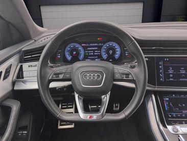 Audi Q8 TFSI E 55 E Quattro — photo 12