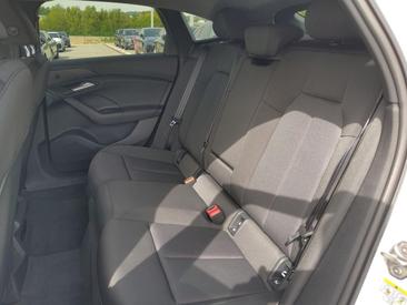 Audi A6 Sportback E-tron E-tron Quattro — photo 13