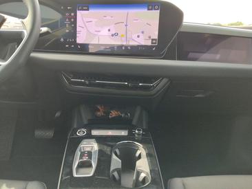 Audi A6 Sportback E-tron E-tron Quattro — photo 15