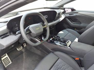Audi A6 Sportback E-tron E-tron Quattro — photo 4