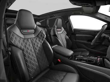 Audi A6 Avant TFSI E 55 E Quattro — photo 9