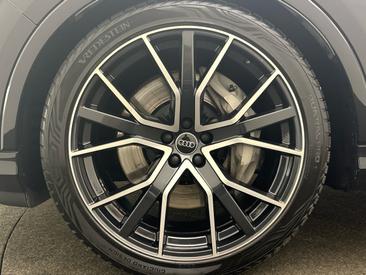 Audi Q7 TFSI E 55 E Quattro — photo 7