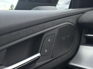 Audi Q3 Sportback E-hybrid — photo 24