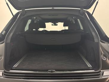 Audi Q7 TFSI E 55 E Quattro — photo 13