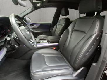 Audi Q8 Competition Plus 50 TDI Quattro — photo 10