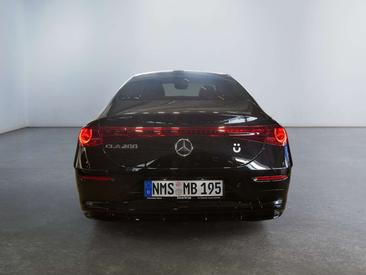 Mercedes CLA Berline 200 — photo 3
