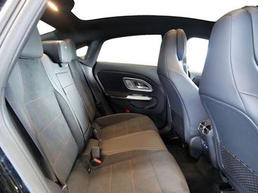 Mercedes CLA Berline 200 — photo 5