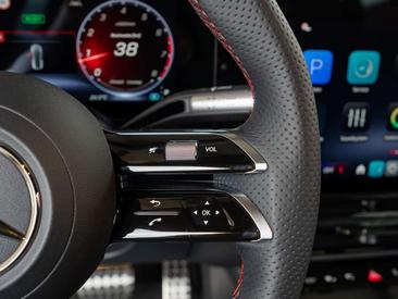 Mercedes CLA Berline 200 — photo 13