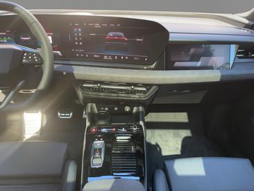 Audi SQ6 Sportback E-tron E-tron Quattro — photo 12