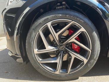 Audi SQ6 Sportback E-tron E-tron Quattro — photo 13