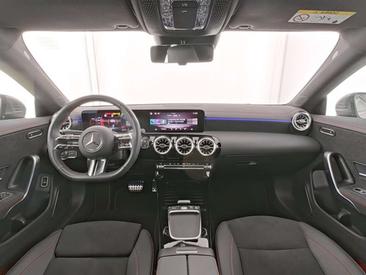 Mercedes CLA Berline 200 D — photo 3