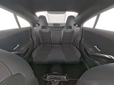 Mercedes CLA Berline 200 D — photo 5