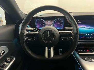 Mercedes CLA Berline 250 — photo 12