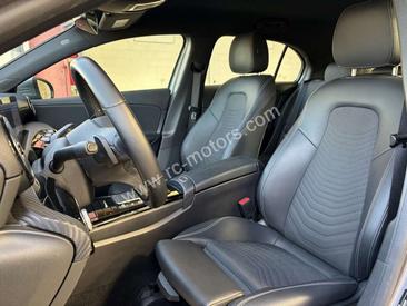 Mercedes Classe A Berline 250 E — photo 4