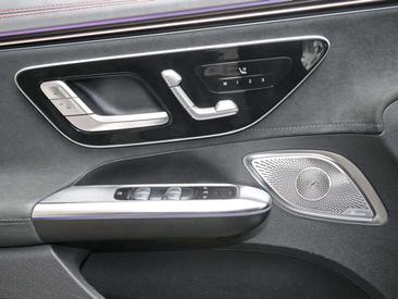 Mercedes EQE Berline 350 — photo 14