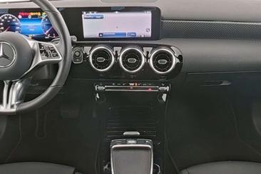Mercedes Classe A Berline 200 D — photo 7