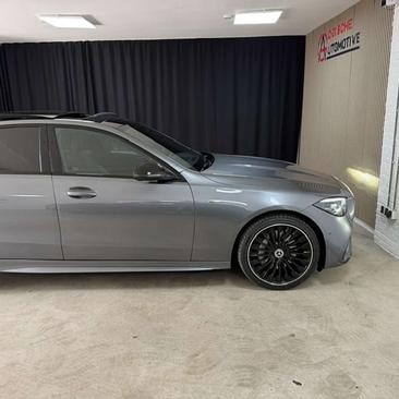 Mercedes Classe C Berline 300 E — photo 10