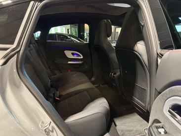 Mercedes CLA Berline 250 — photo 22
