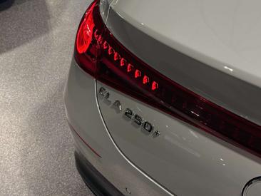 Mercedes CLA Berline 250 — photo 23