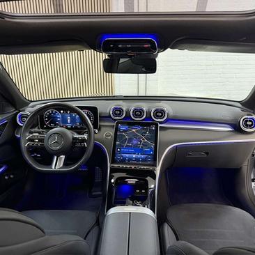 Mercedes Classe C Berline 300 E — photo 15