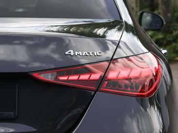 Mercedes Classe C Berline 300 E — photo 12