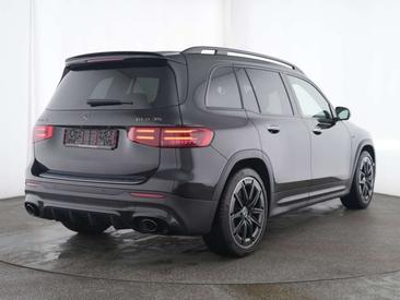 Mercedes GLB 35 4MATIC — photo 2