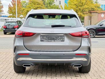 Mercedes GLA 200 — photo 6