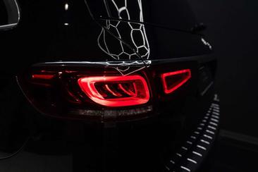 Mercedes GLS 580 — photo 8