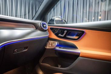 Mercedes GLC 400 E — photo 14