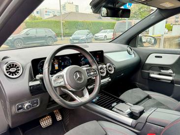 Mercedes GLA 200 — photo 11