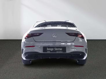 Mercedes CLA Berline 200 — photo 4