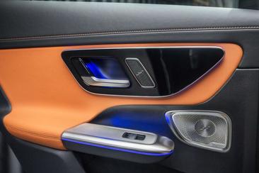Mercedes GLC 400 E — photo 15