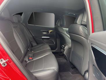 Mercedes GLC 400 E — photo 8