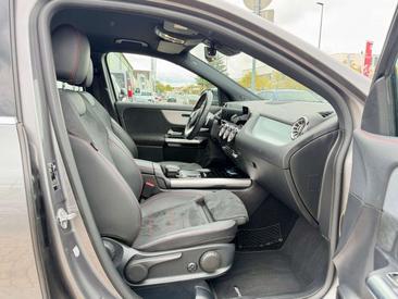 Mercedes GLA 200 — photo 13