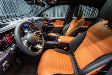 Mercedes GLC 400 E — photo 18