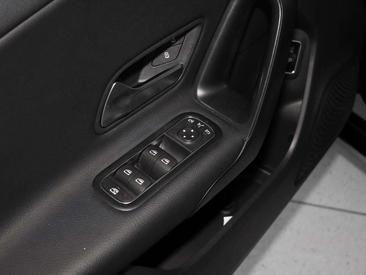 Mercedes CLA Berline 200 — photo 12