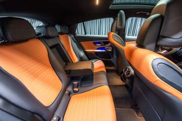 Mercedes GLC 400 E — photo 22