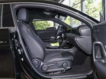 Mercedes CLA Berline 200 — photo 5