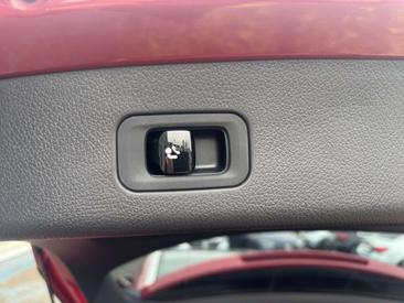 Mercedes GLC 400 E — photo 16