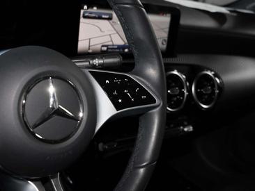 Mercedes CLA Berline 200 — photo 17