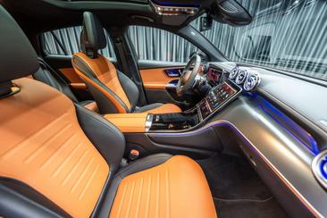 Mercedes GLC 400 E — photo 25