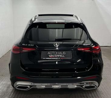 Mercedes GLC 400 E — photo 7